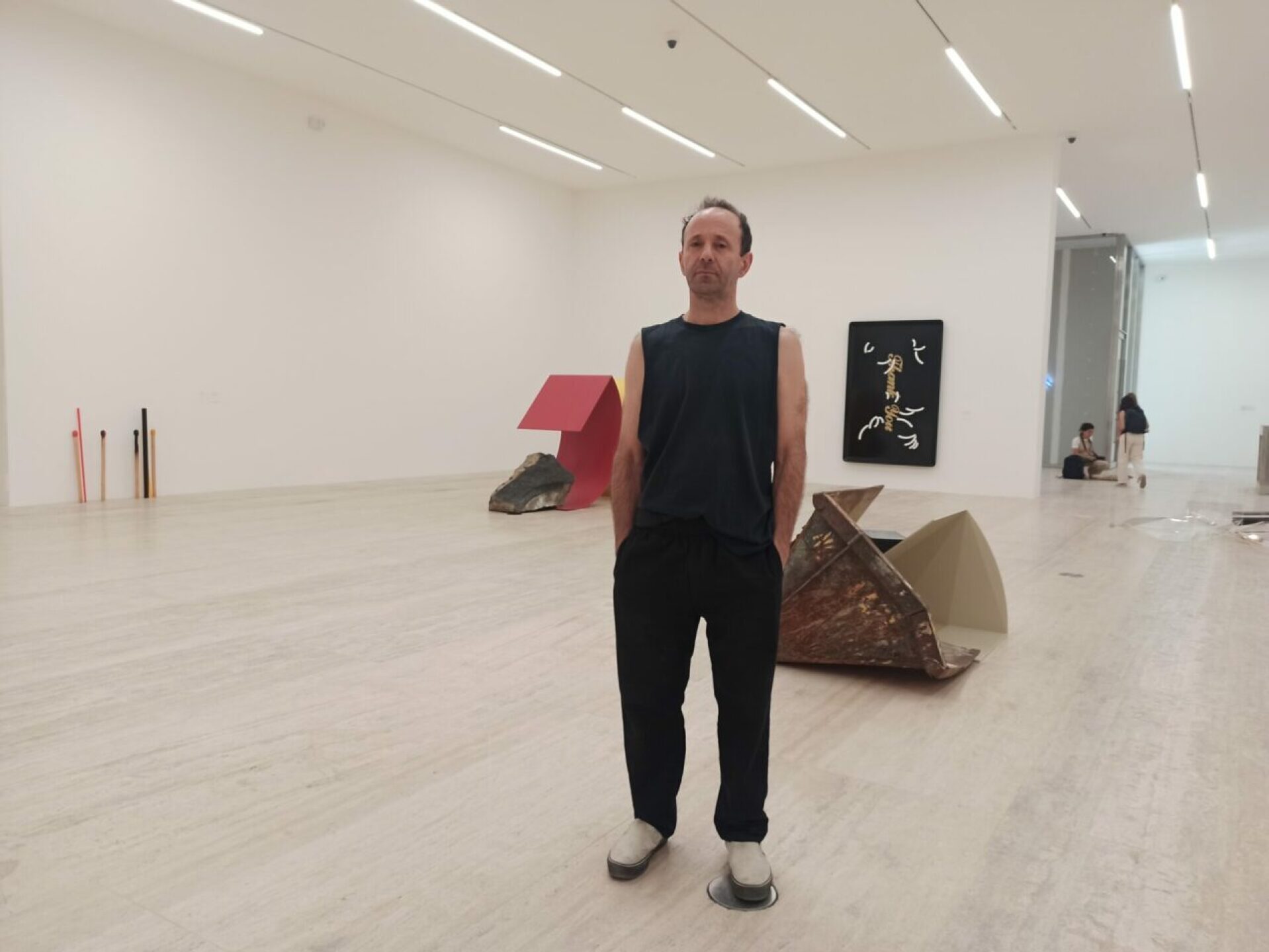 Gabriel-kuri-entrevista-museo-jumex-3-1280x961