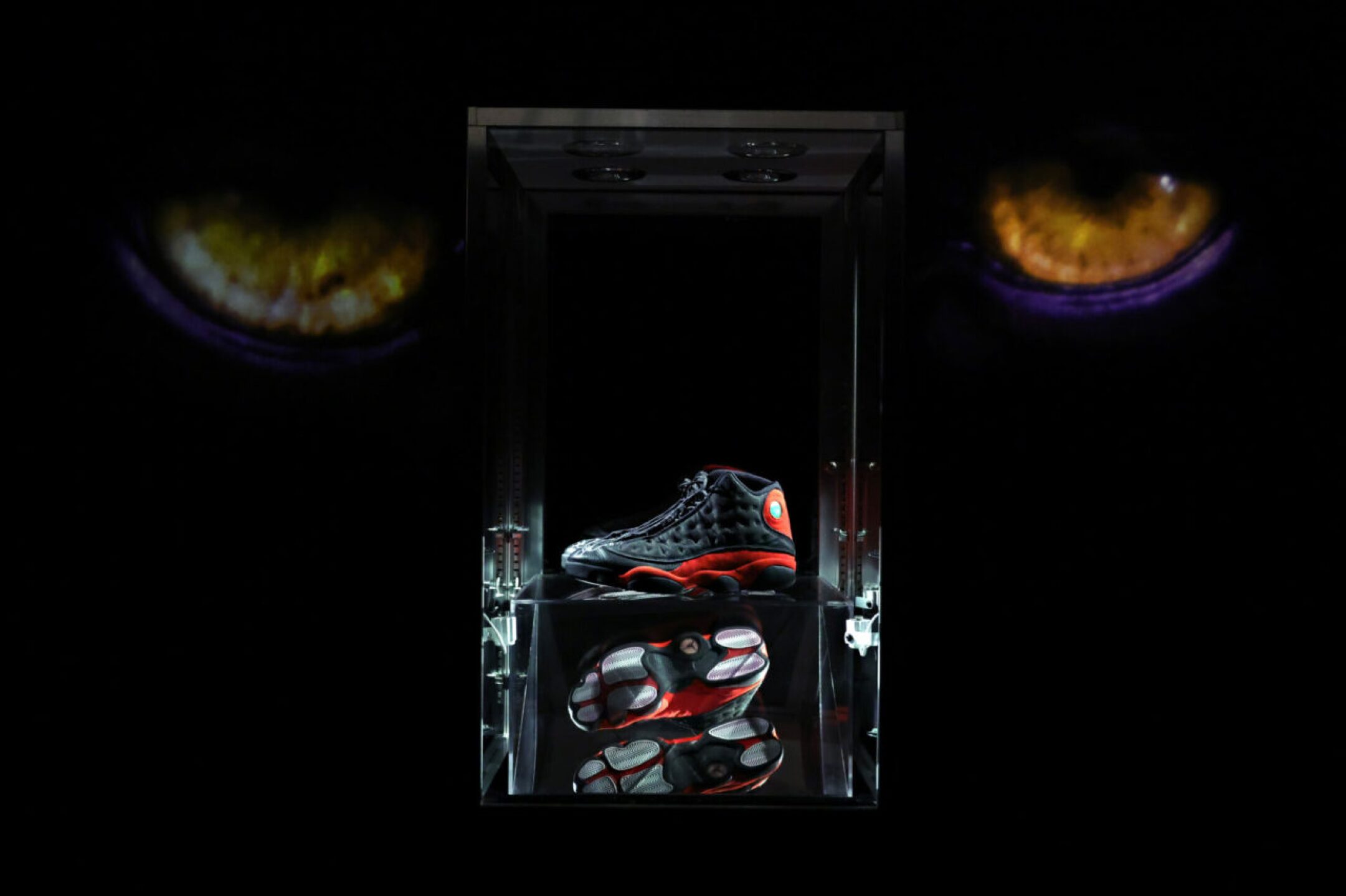 tenis_michael_jordan_record_subasta_1-1280x853