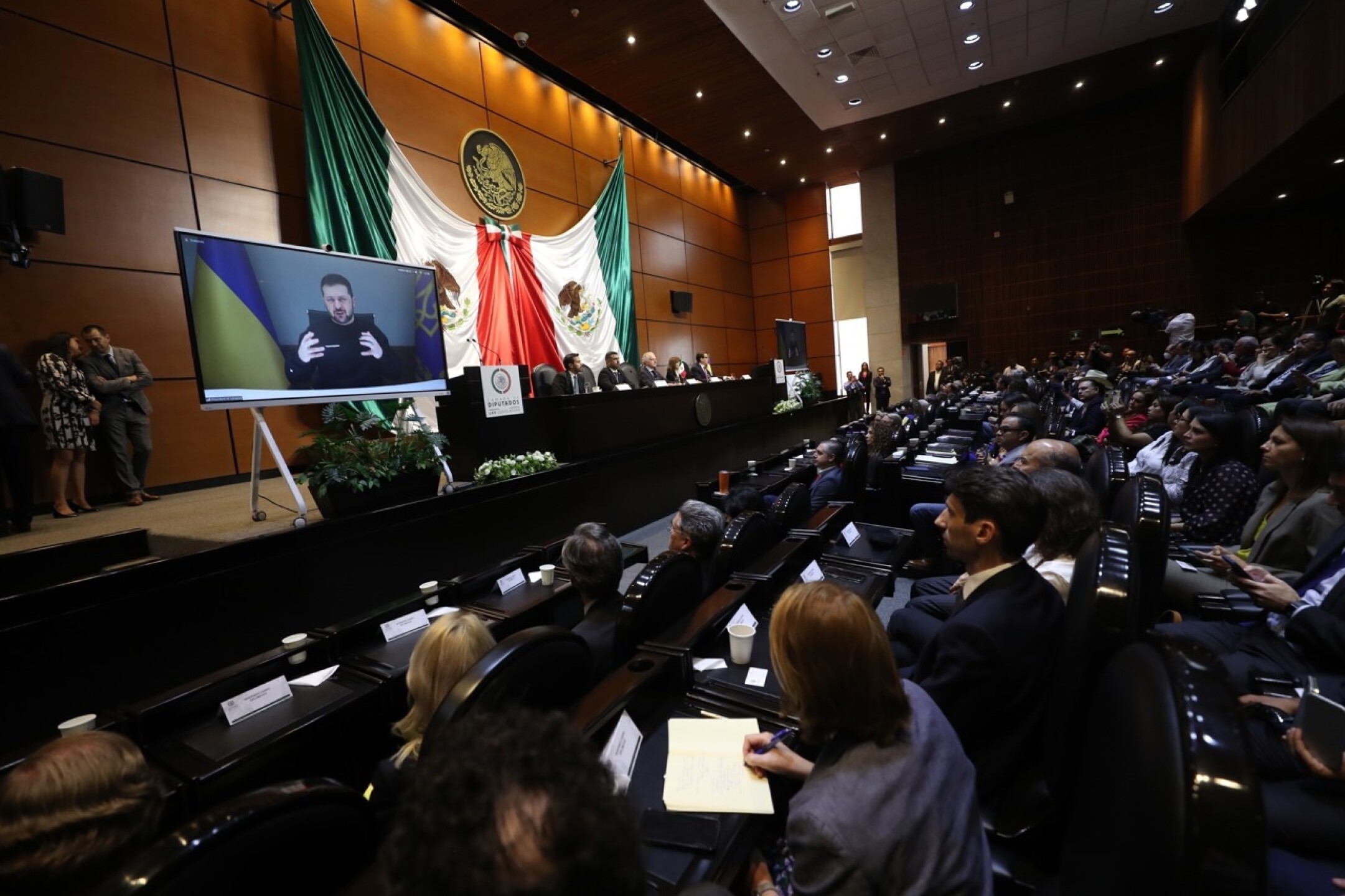 zelenski-ucrania-diputados-mexico