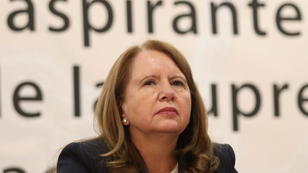 Loretta Ruíz, aspirante para el cargo de Ministra en la Suprema Corte de Justicia de la Nación durante su comparecencia en la sala de comparecencias en el Senado de la República