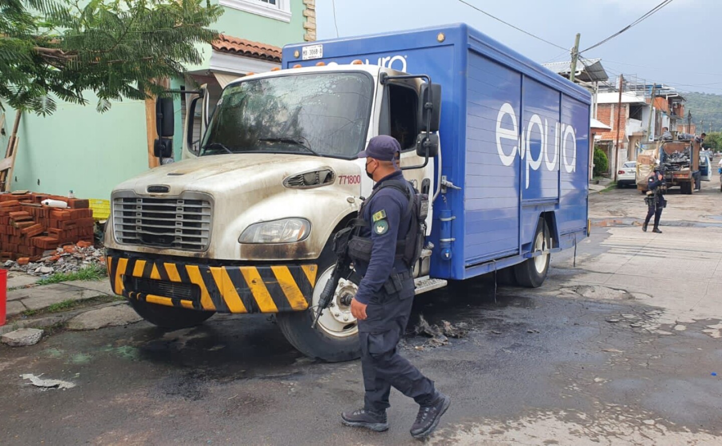 grupos armados Michoacán-tw