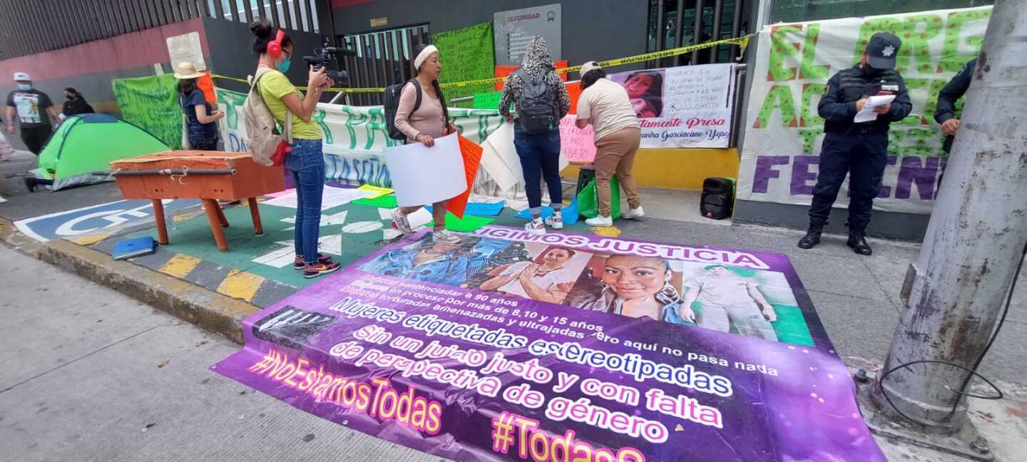 mujeres-protesta-penales-3