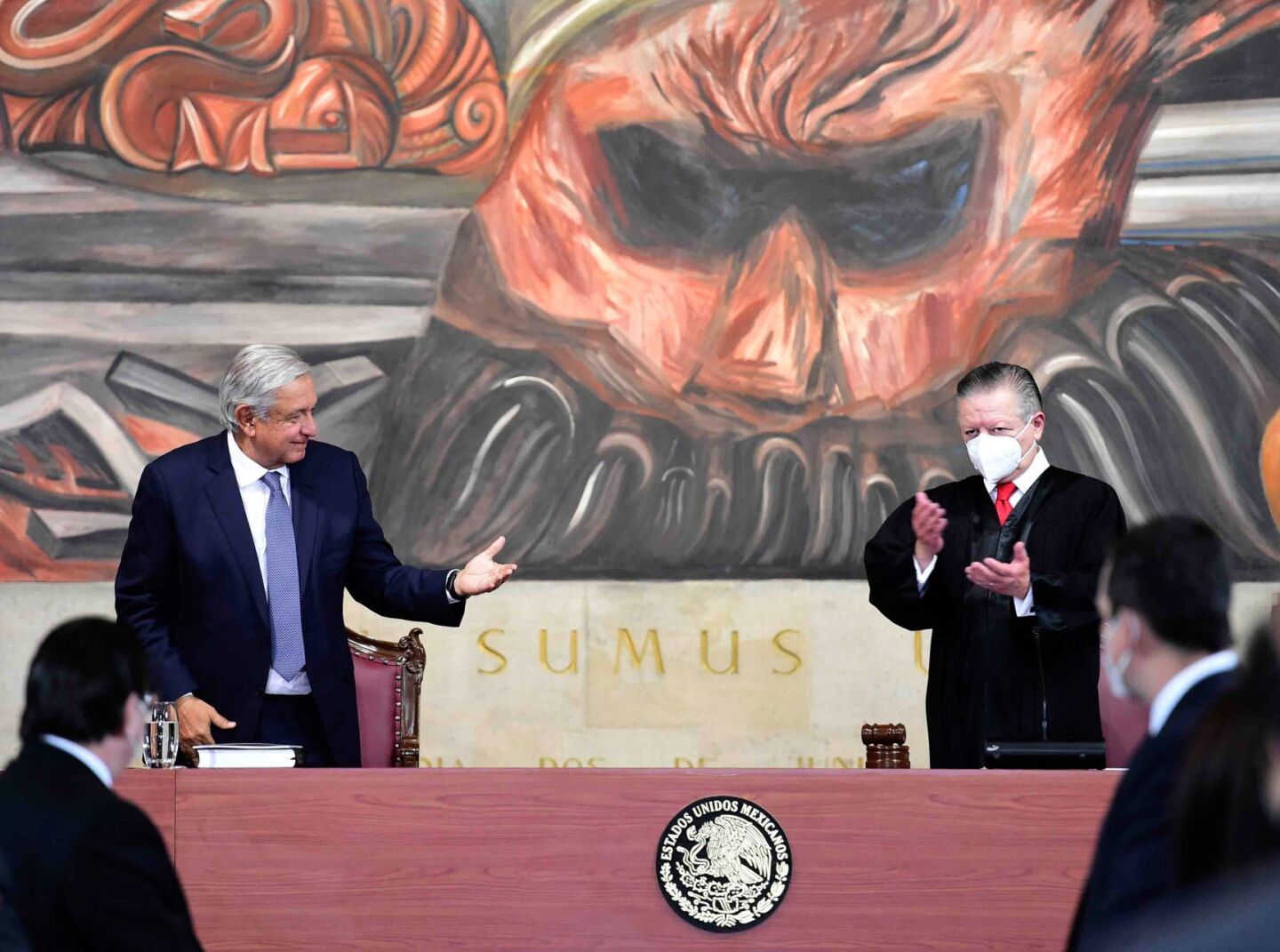 Andrés Manuel López Obrador, Presidente de México, asistió al Segundo Informe de Labores de Arturo Zaldívar Lelo de Larrea, ministro presidente.