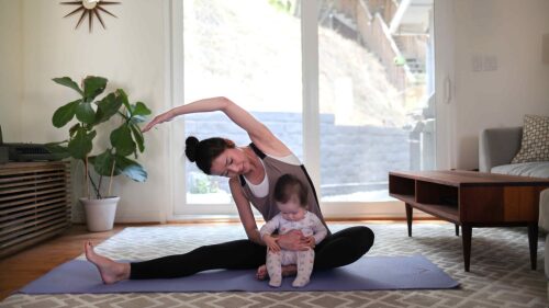 toddler-daughter-with-mom-doing-yoga-at-home-2022-10-31-22-08-36-utc (1)