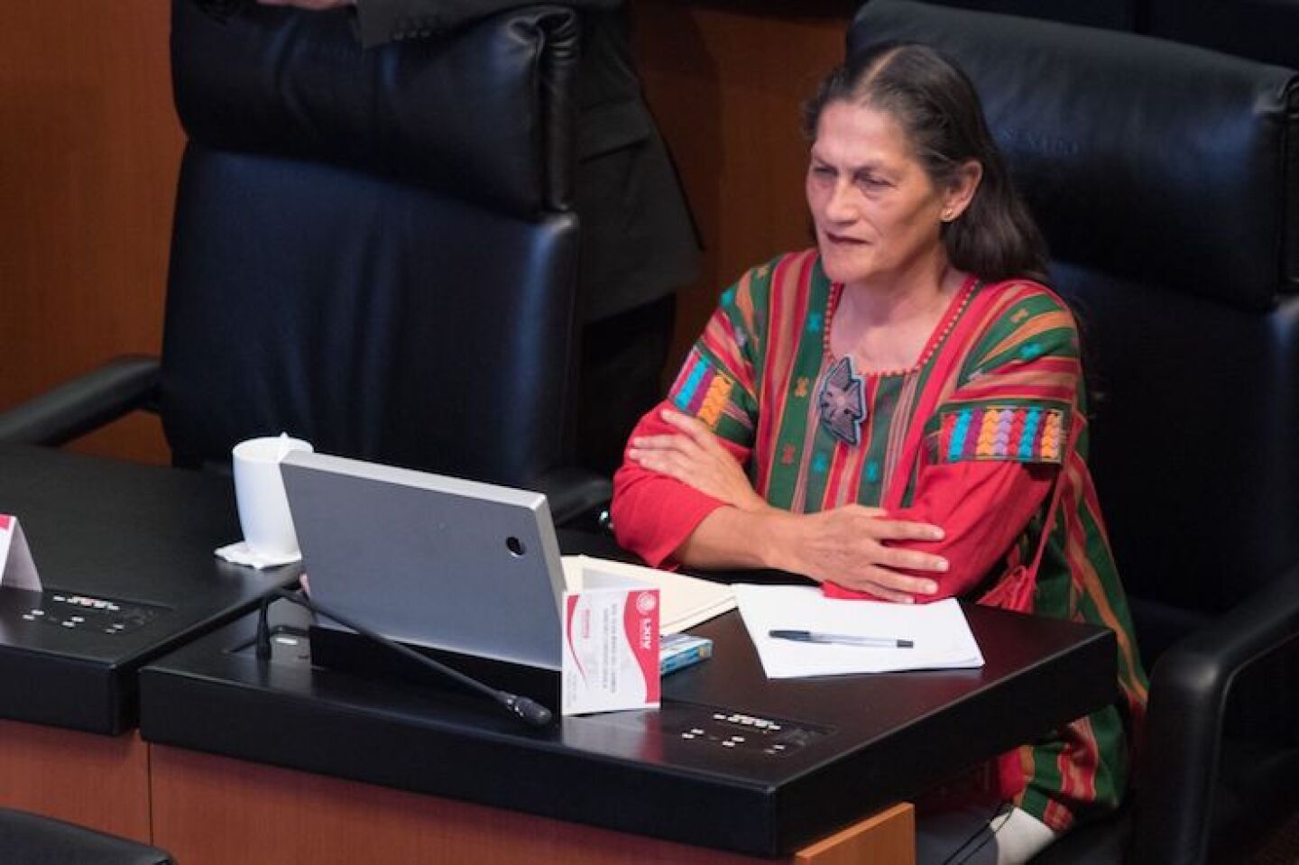 CIUDAD DE MÉXICO, 27NOVIEMBRE2018.- Jesusa Rodríguez, senadora suplente de Olga Sánchez Cordero, senadora por Morena, durante la sesión del pleno del Senado de la República. Sánchez Cordero solicitó el día de hoy licencia indefinida para separarse del cargo y ocupar el de secretaria de Gobernación.FOTO: MISAEL VALTIERRA /CUARTOSCURO.COM