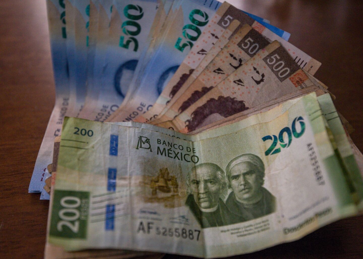 851569_Aspectos-de-billetes-7_web