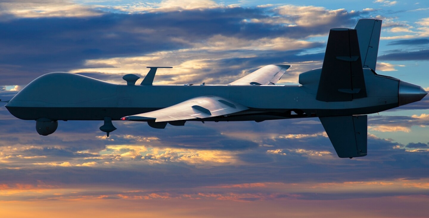 volando drones MQ-9 Reaper.jpg