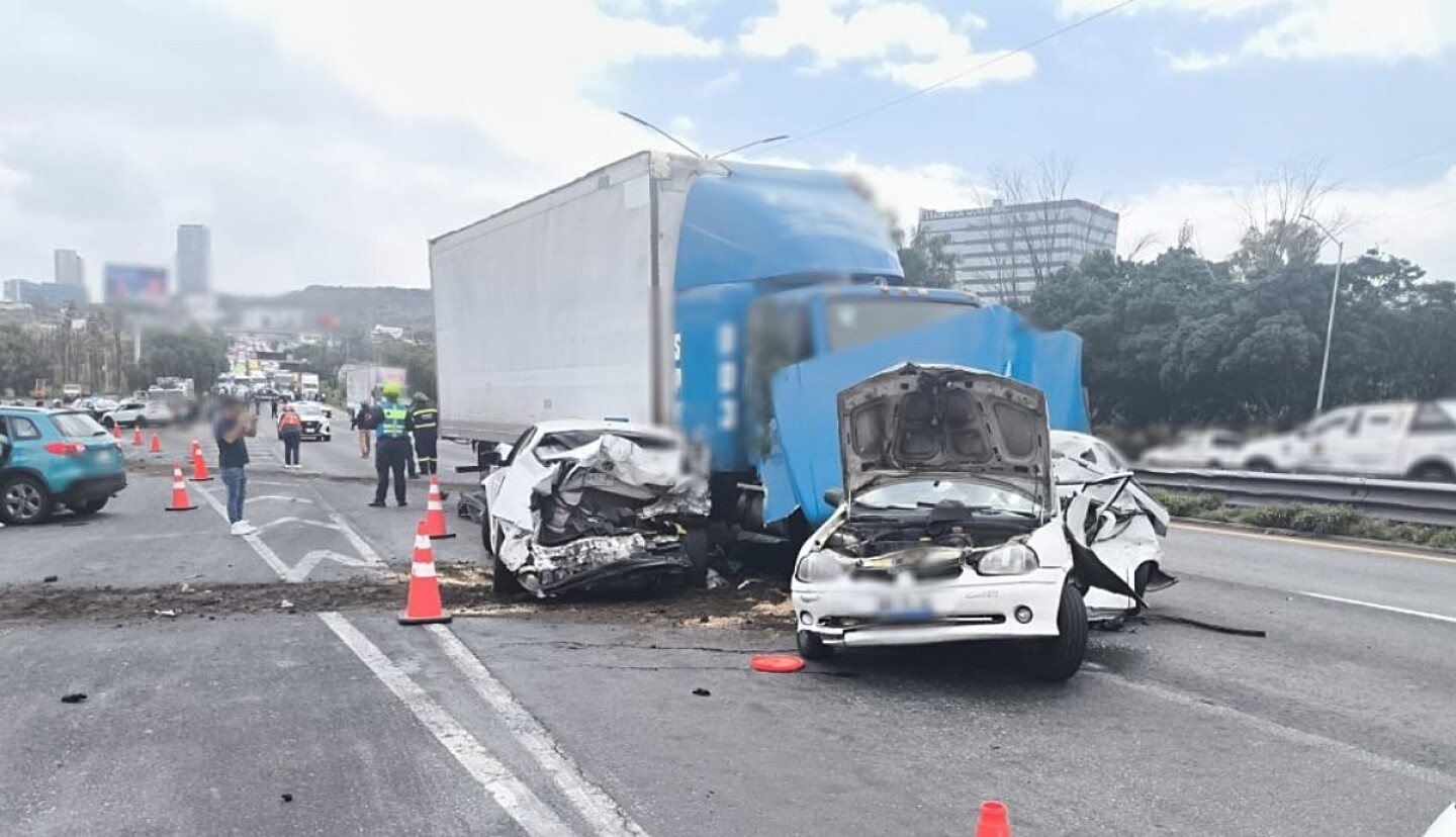 Accidente en la México-Querétaro hoy 3 de septiembre.jpg