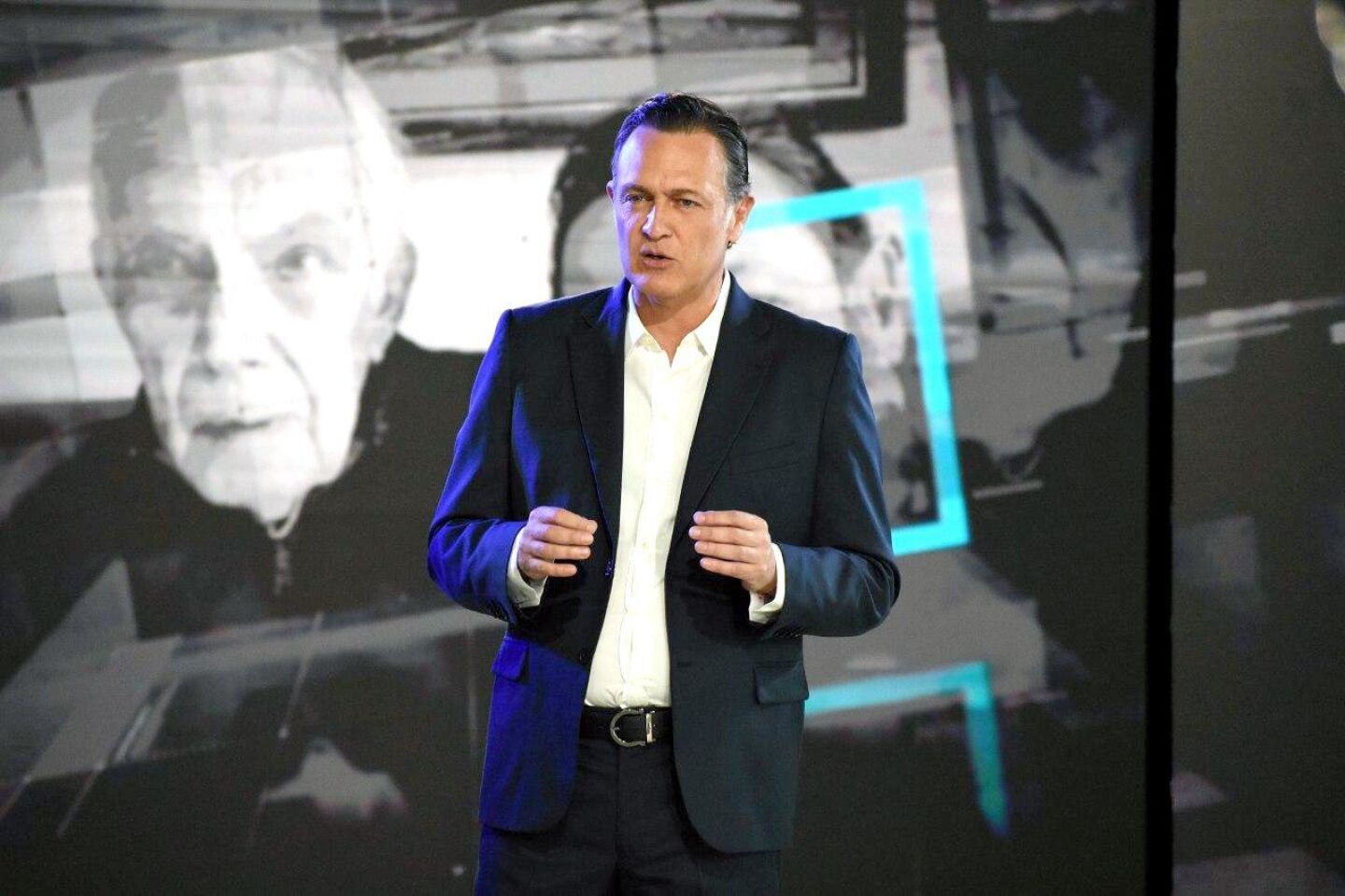 El senador Mauricio Kuri González rindió 2o informe de actividades Legislativas de manera virtual.