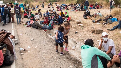 niñas migrantes, migracion caravana migrante hondureña