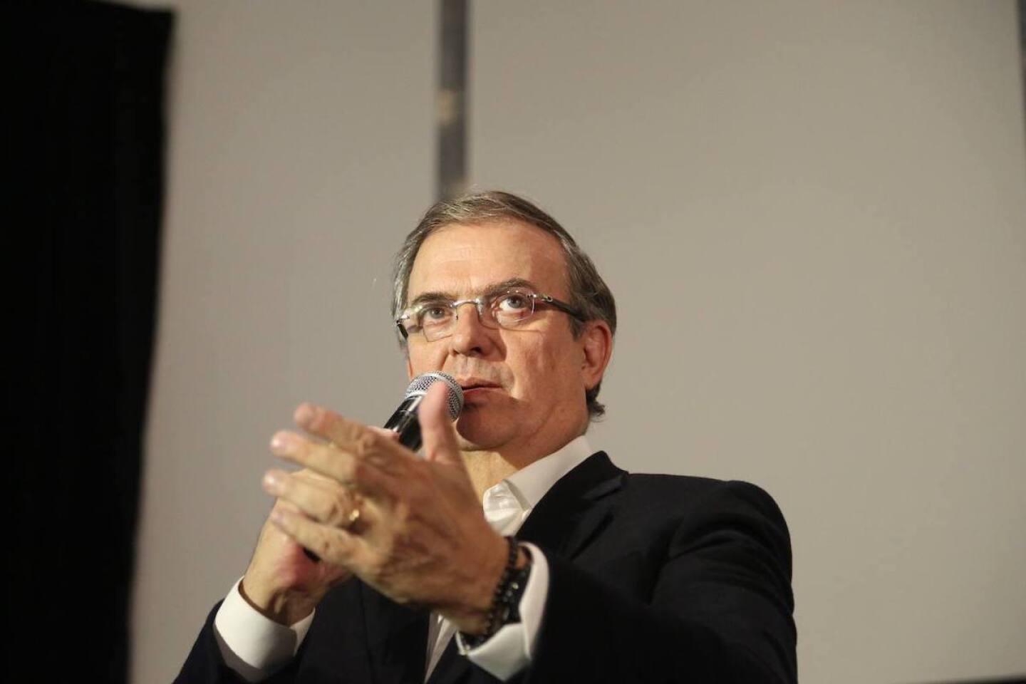 ebrard_salida_morena