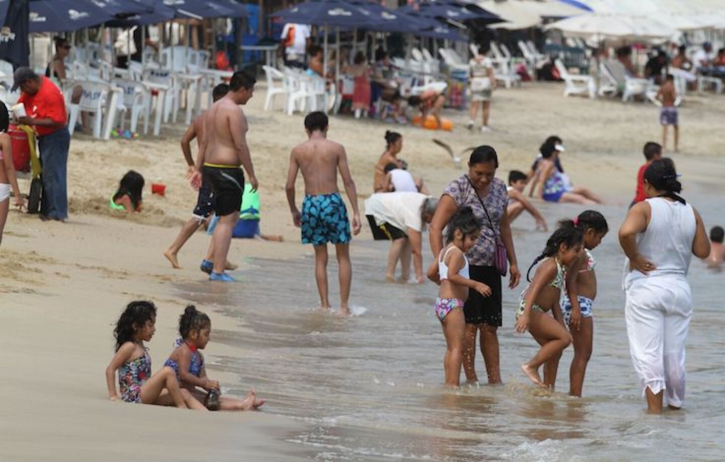 muertos playa Acapulco