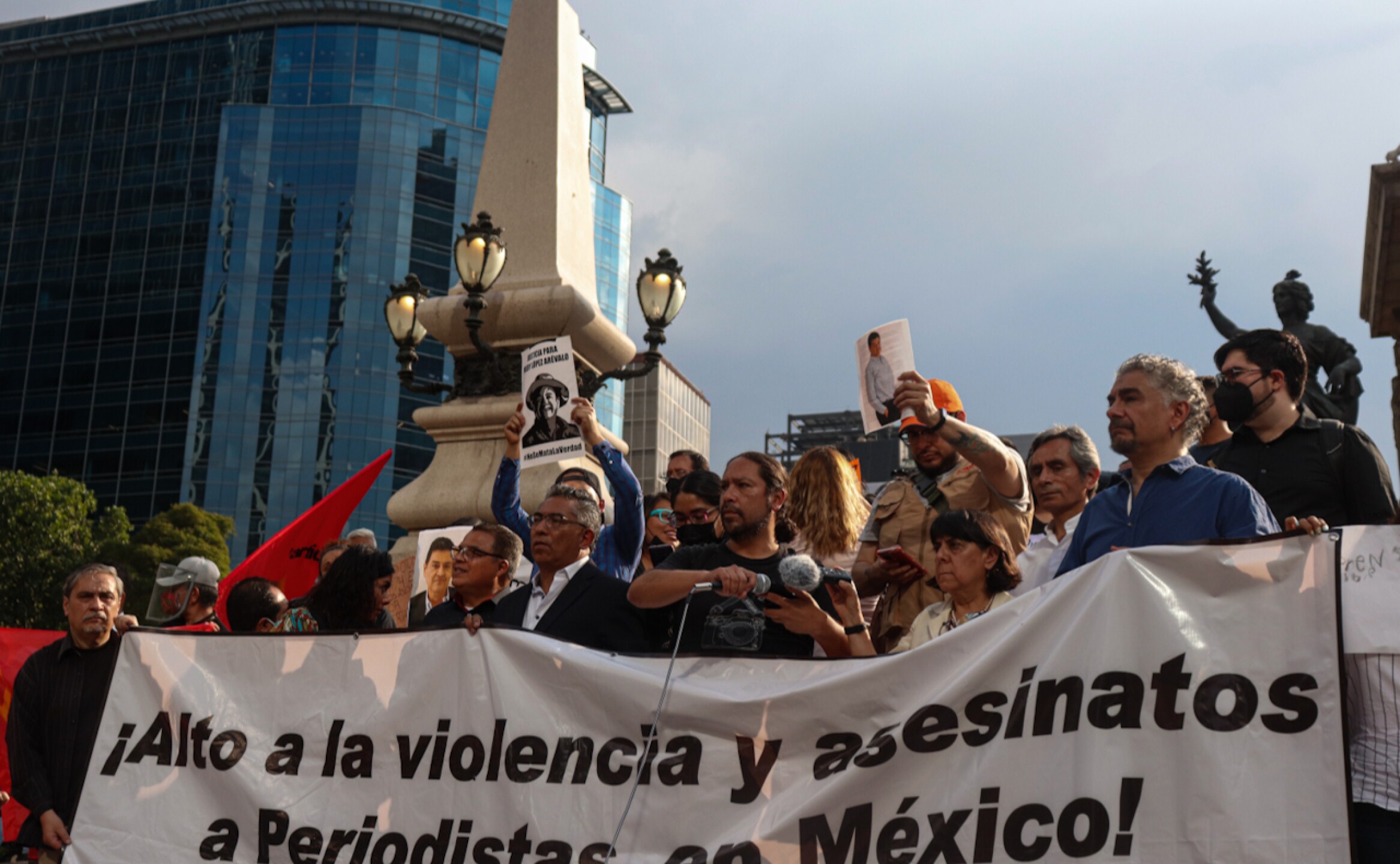 periodistas-marcha-lalista-5