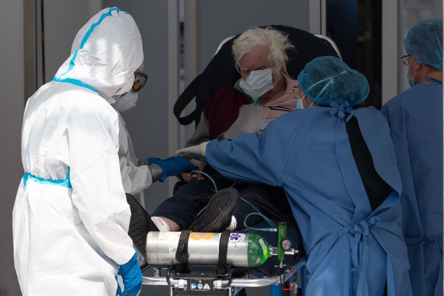 Doctores recibieron a un paciente con síntomas de Covid-19 en el área de Urgencias del Hospital General