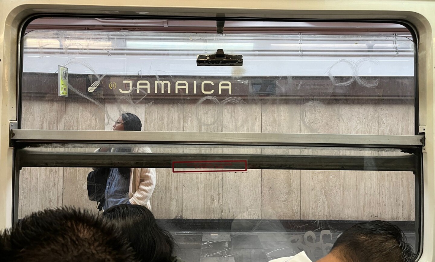 como-va-el-metro-hoy-viernes-27-de-junio.jpeg