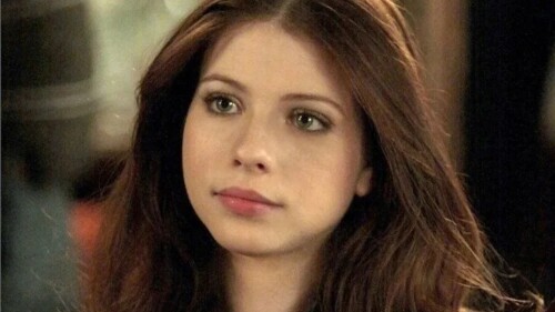 michelle-trachtenberg (1).jpg