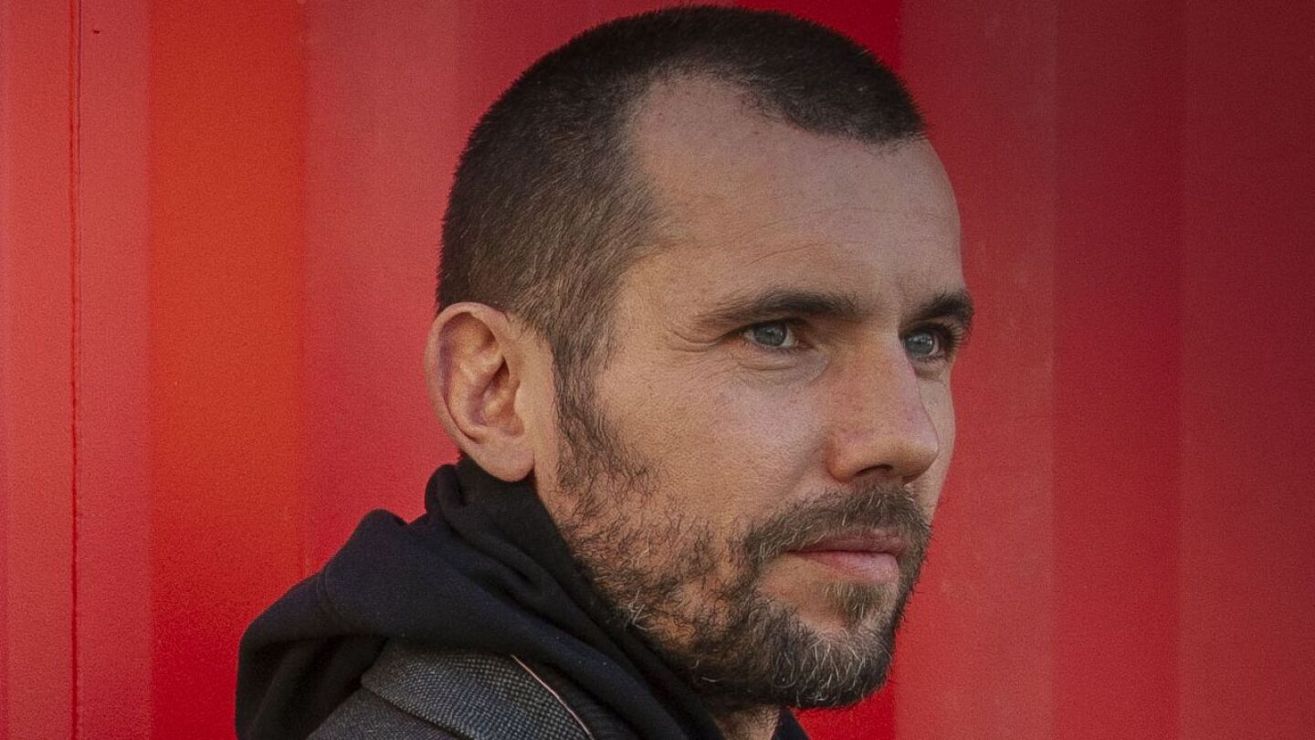 Mantas Kvedaravicius y Cannes