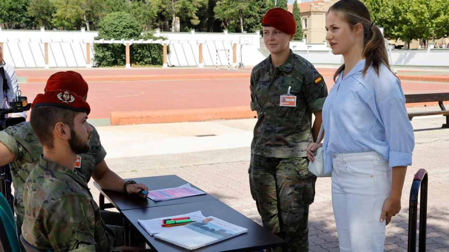 princesa leonor ingresa servicio militar