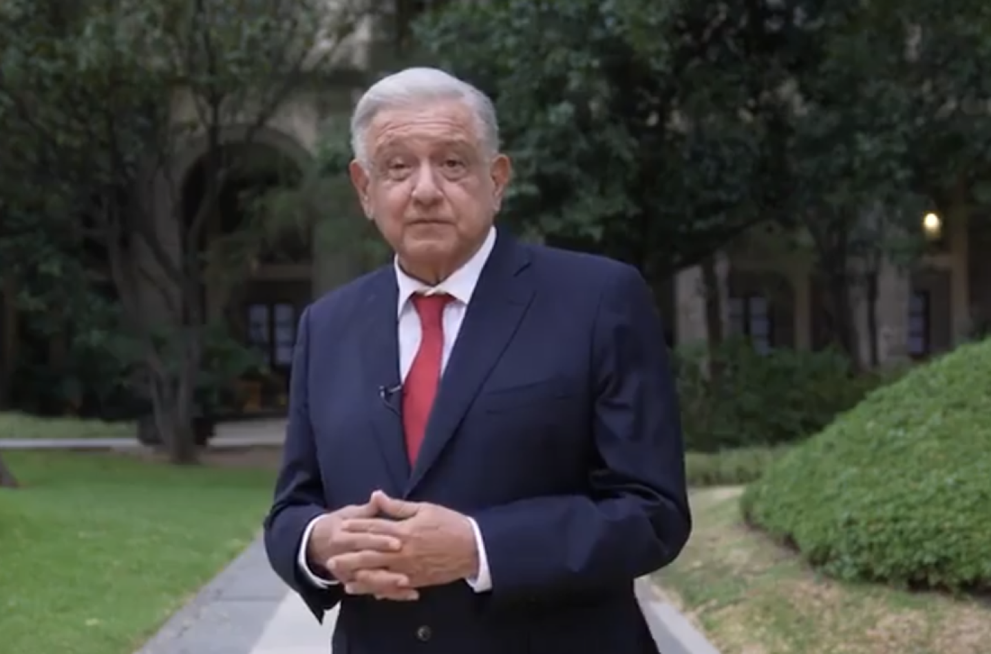 AMLO mensaje a Maestros