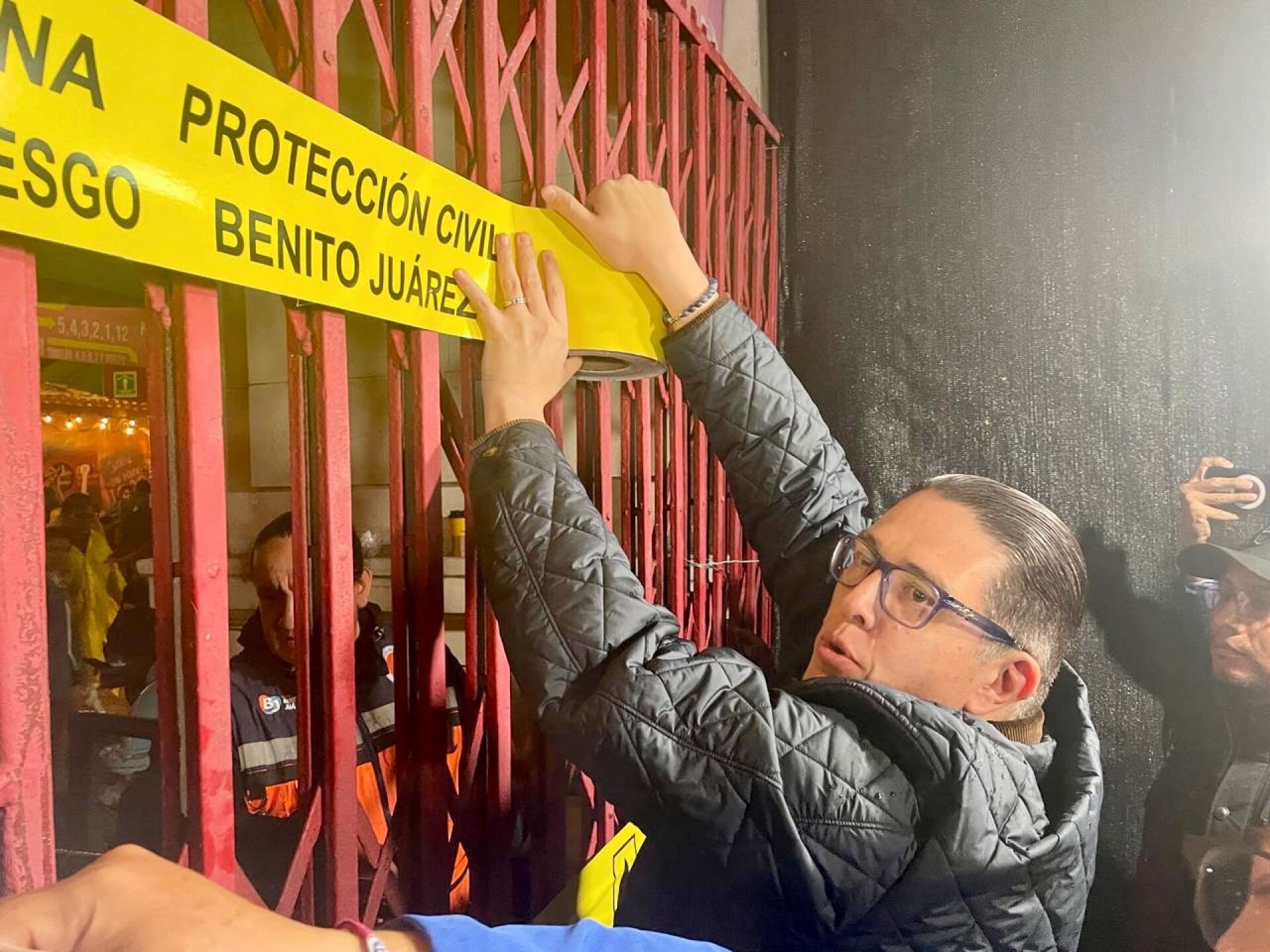 luis-mendoza-plaza-de-toros-estadio-axul