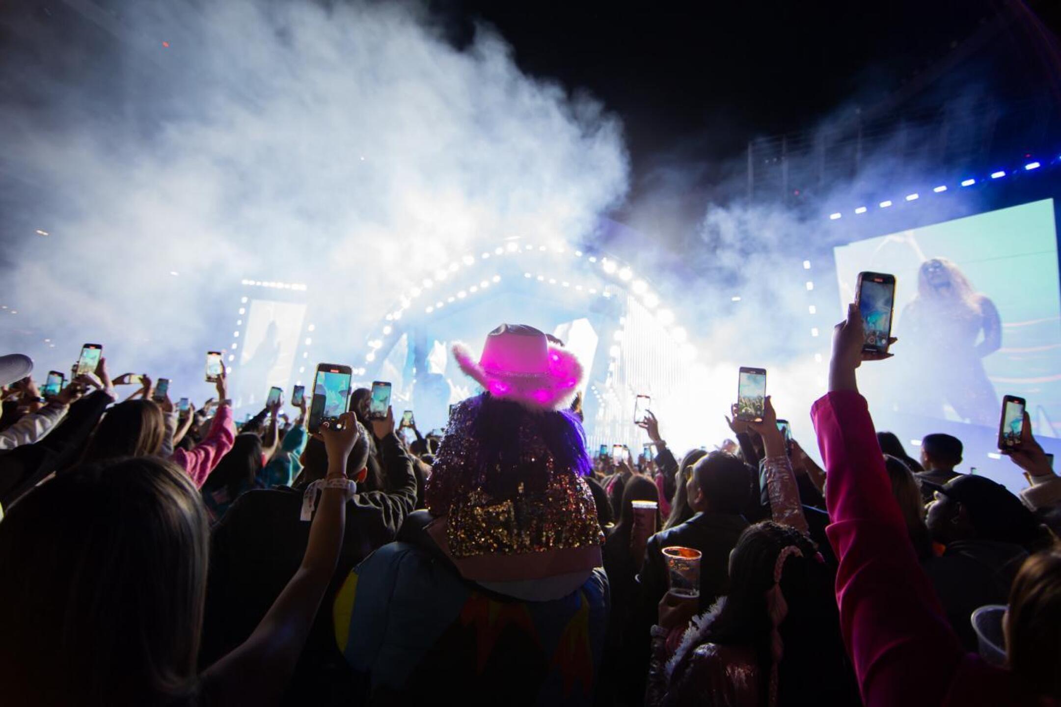 karol-g-estadio-azteca