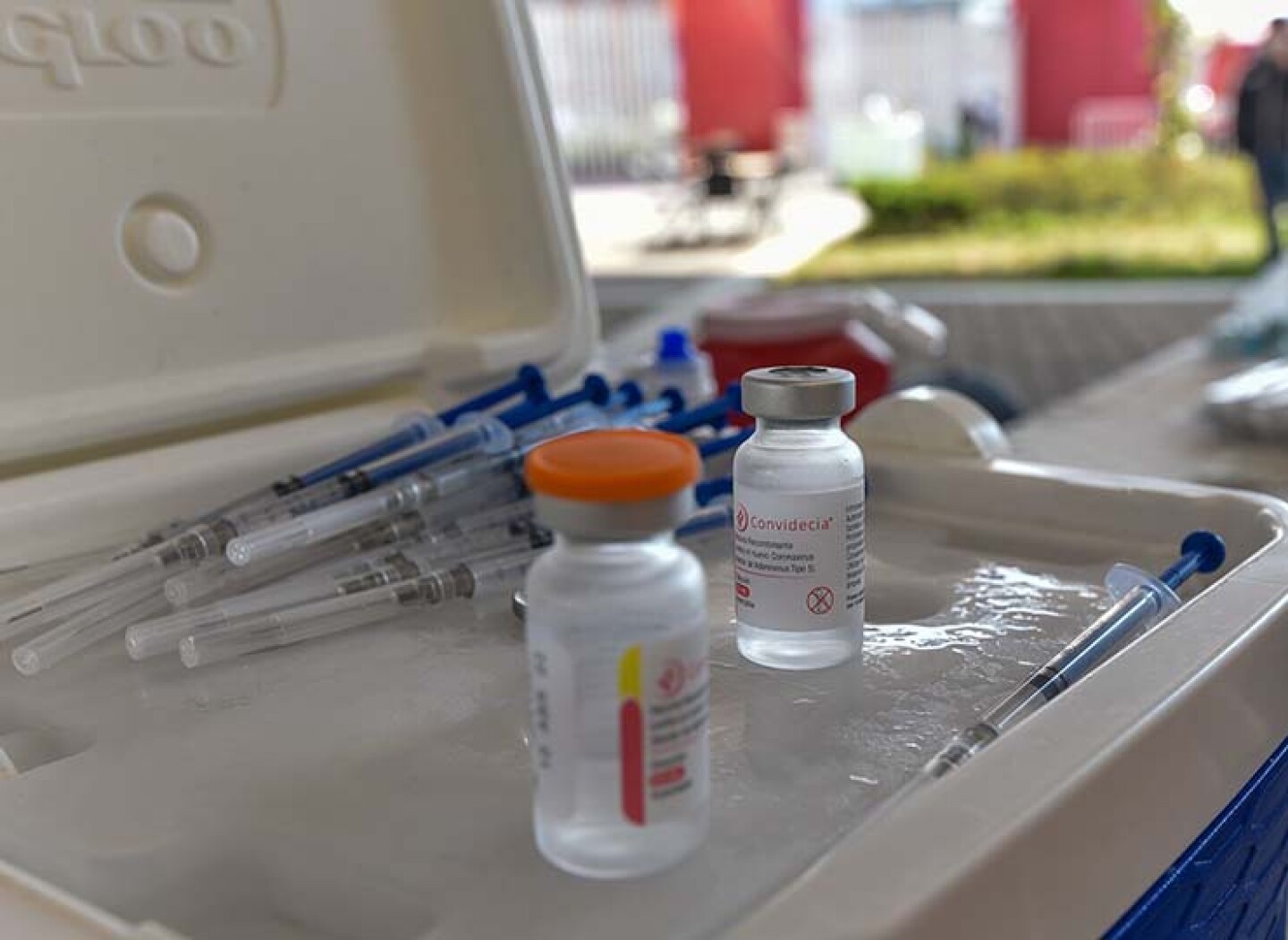 Inicia la vacunación contra COVID-19 para maestros en el Estado de México, les fue aplicada la vacuna Covidencia de CanSino Biologics Inc.