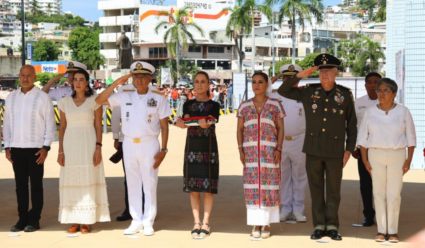 Sheibaum inaugura Marinabús en Acapulco, Guerrero.jpg
