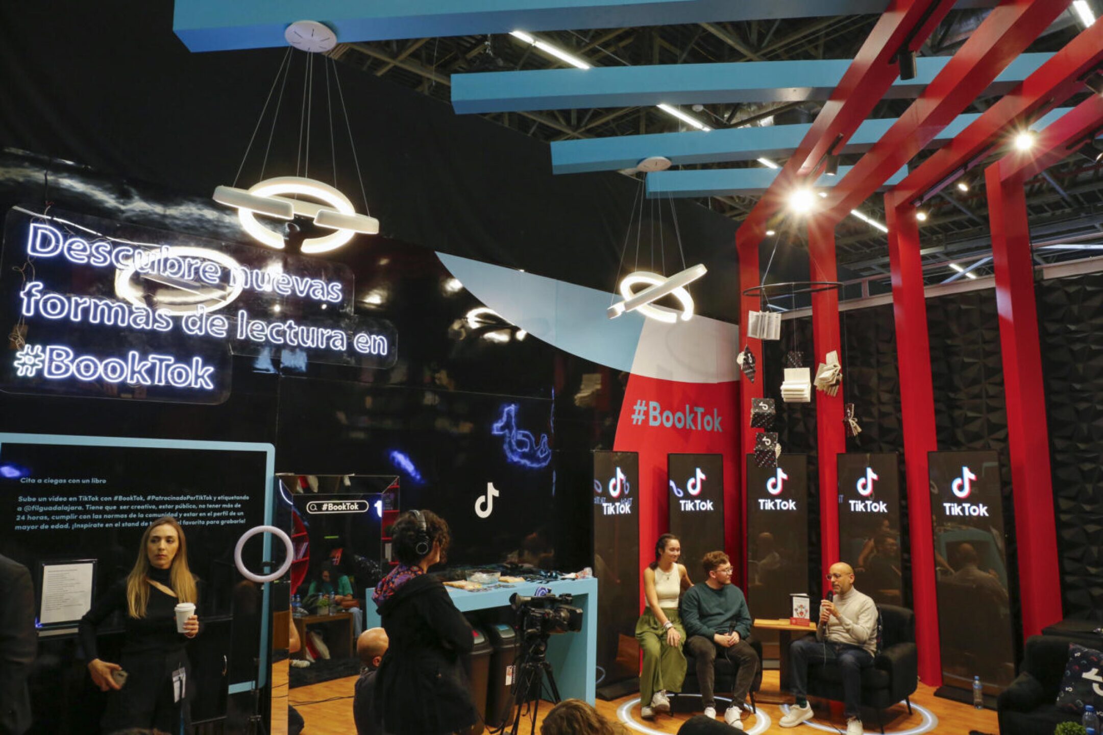 tiktok_booktok_libros_filguadalajara_2023_8-1280x853