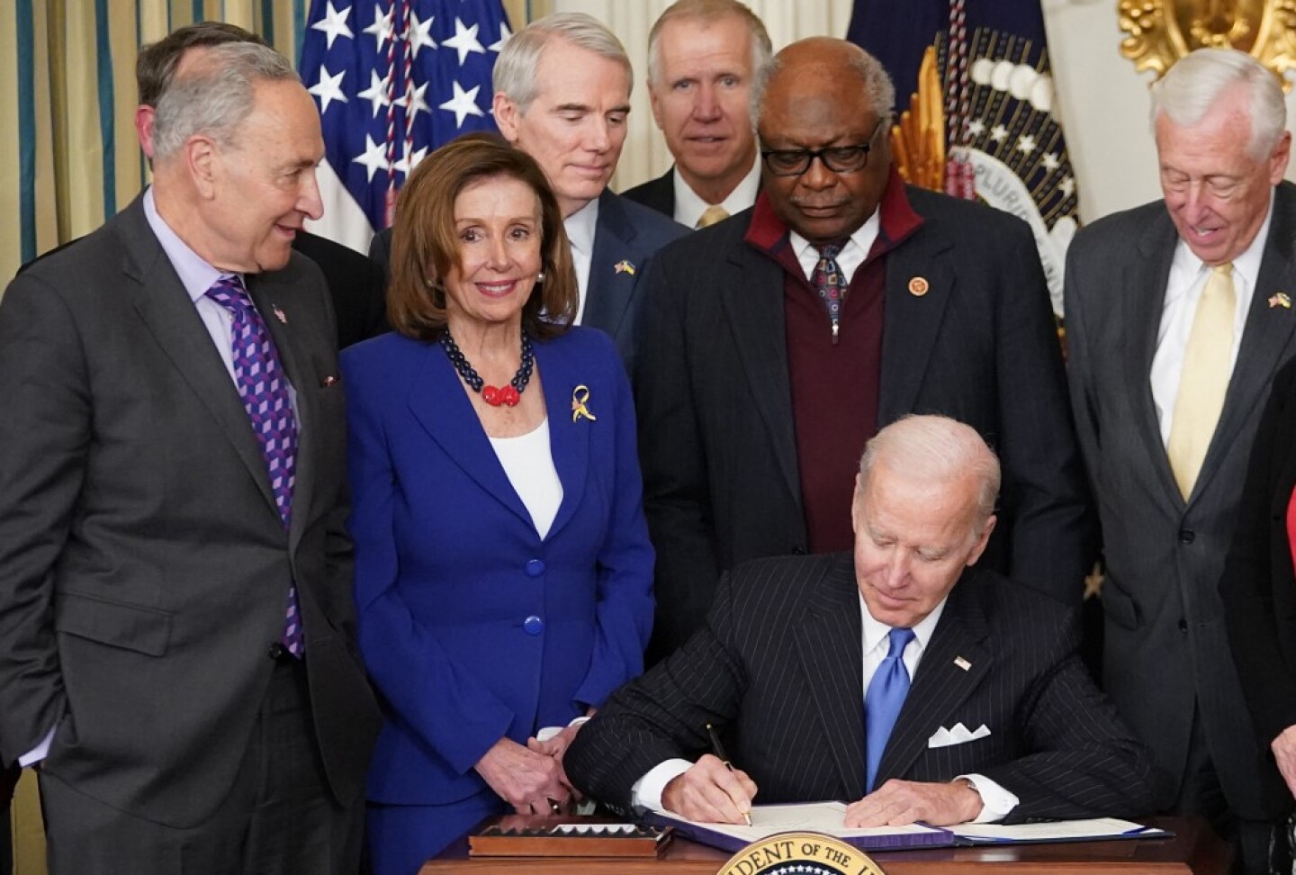US-POLITICS-CONGRESS-PELOSI-VIRUS