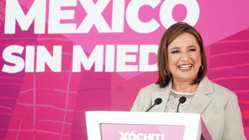 XÓCHITL GÁLVEZ CONFERENCIA