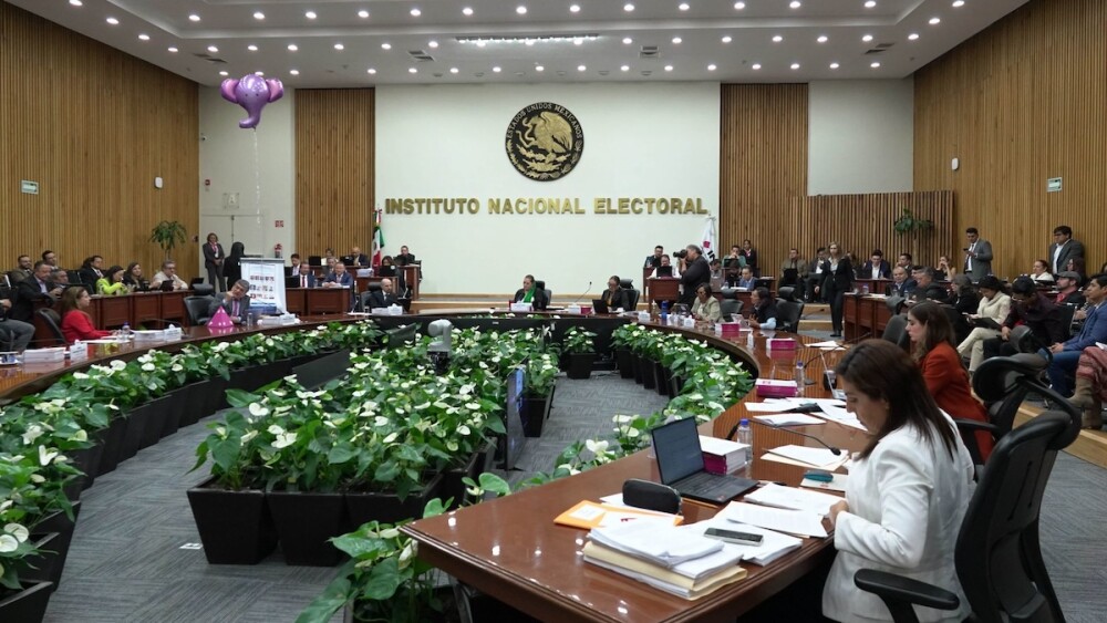 Sesión Extraordinaria INE