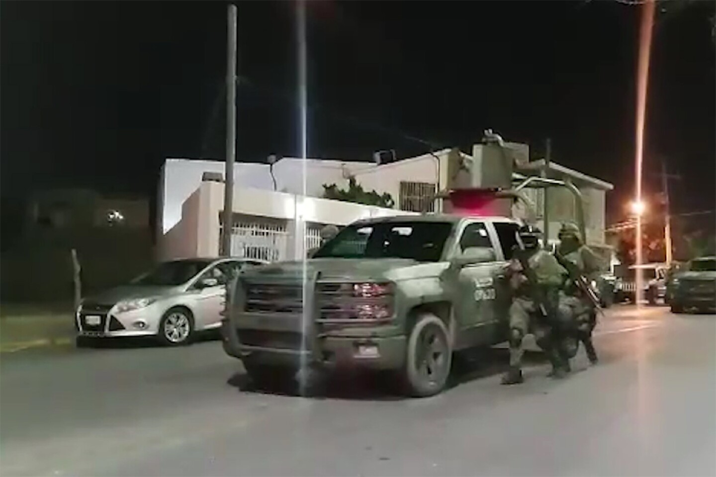 el-huevo-nuevo-laredo-violencia-narco-12
