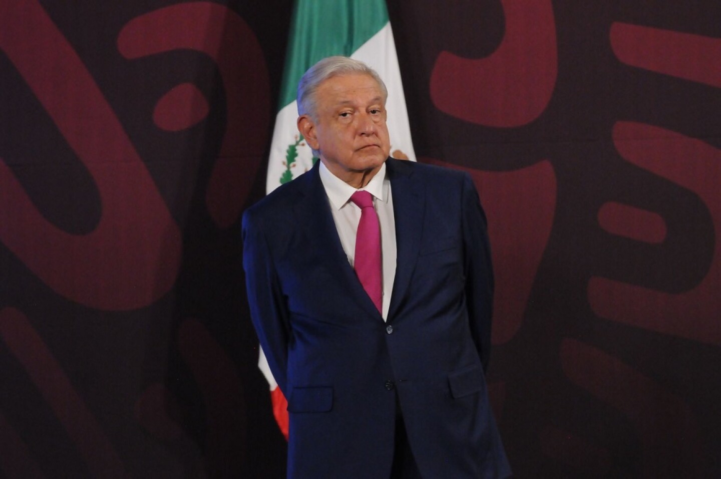 AMLO mueca Mañanera Pensiones Bienestar (4)