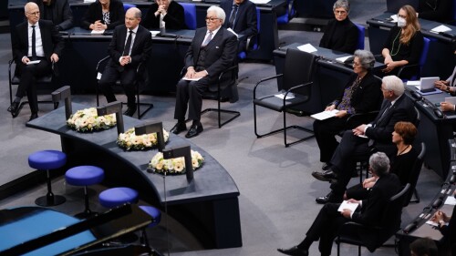 Alemania recuerda a las minorías sexuales víctimas de la persecución nazi