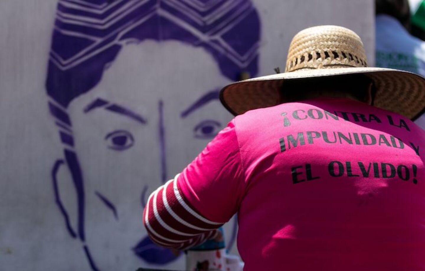 Instalación del memorial para Diana Alvarez, víctima de feminicidio en 2017 en el Estado de México.