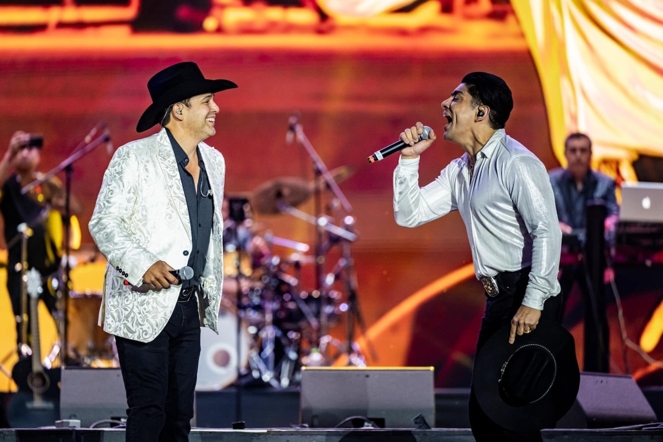 bobby-pulido.victor-garcia