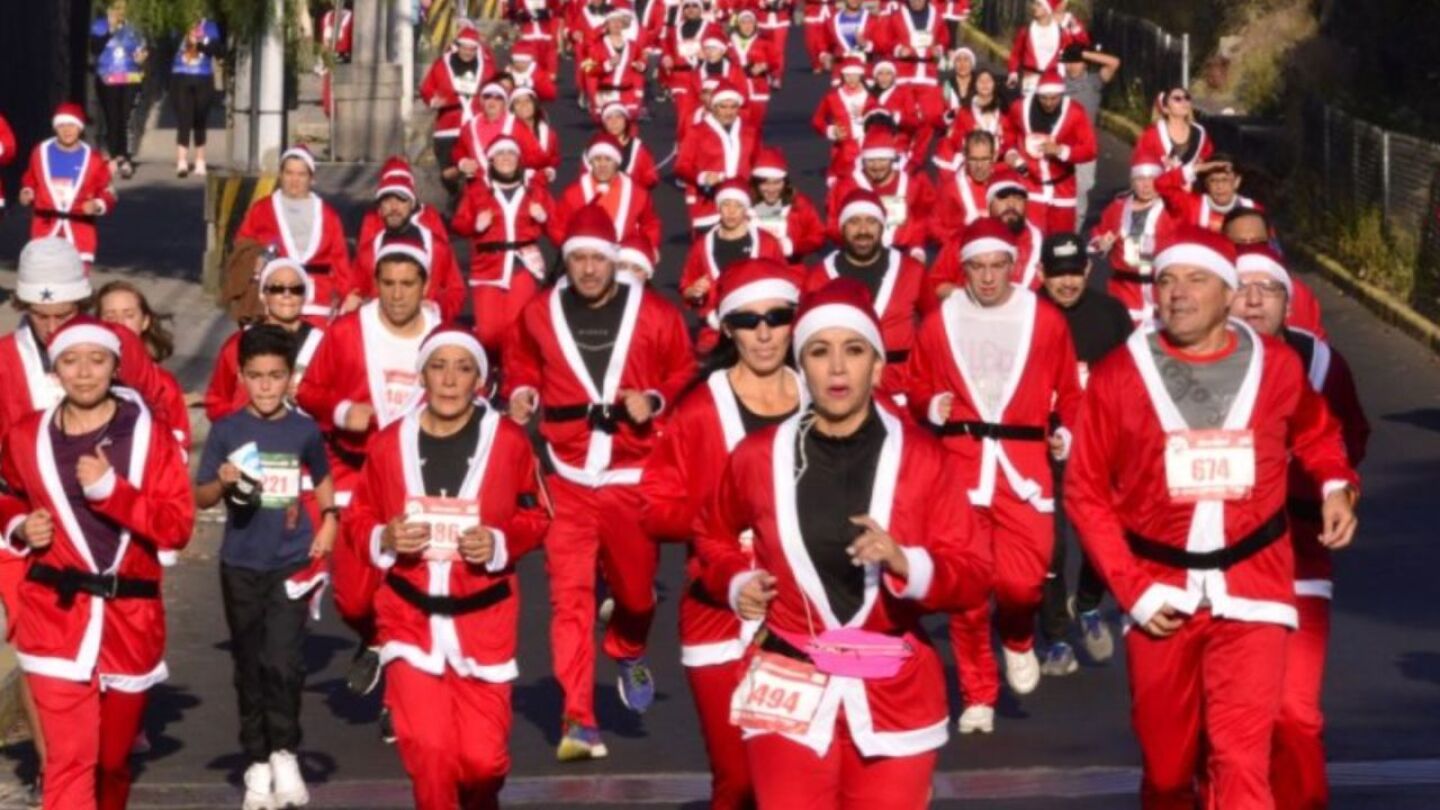 carrera Santa Run en la CDMX