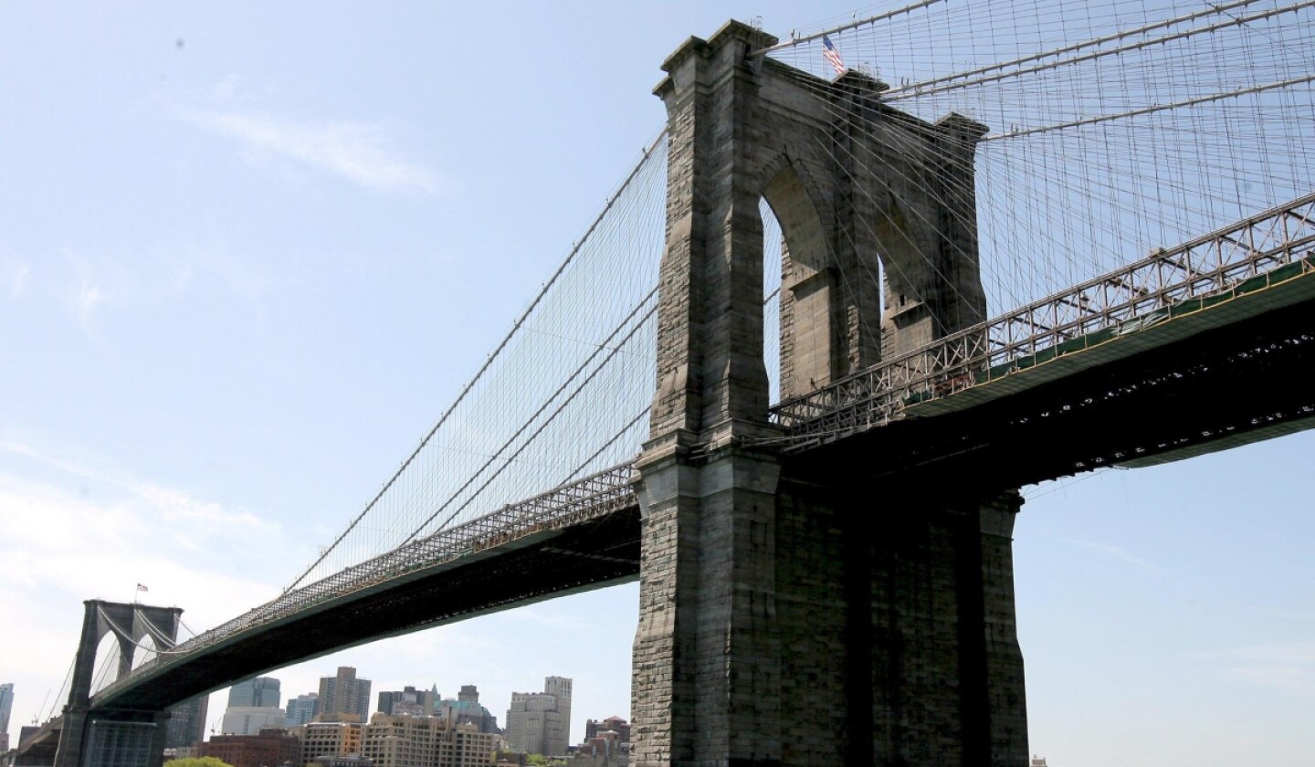 accidente buque escuela cuauhtémoc puente brooklyn.jpg