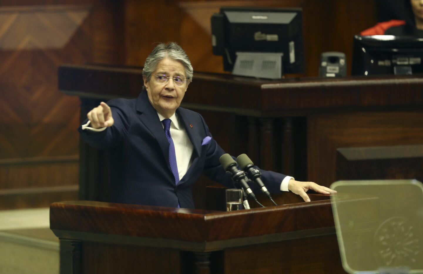 guillermo-lasso-parlamento