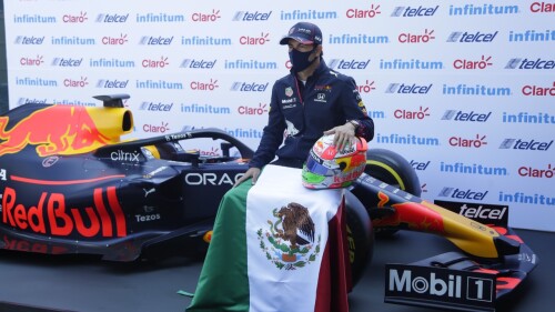checo-casco-gran-premio-mexico