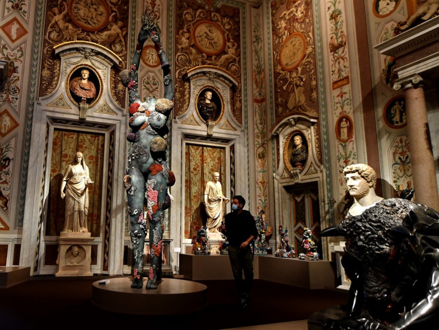 ITALY-BRITAIN-CULTURE-ART-HIRST