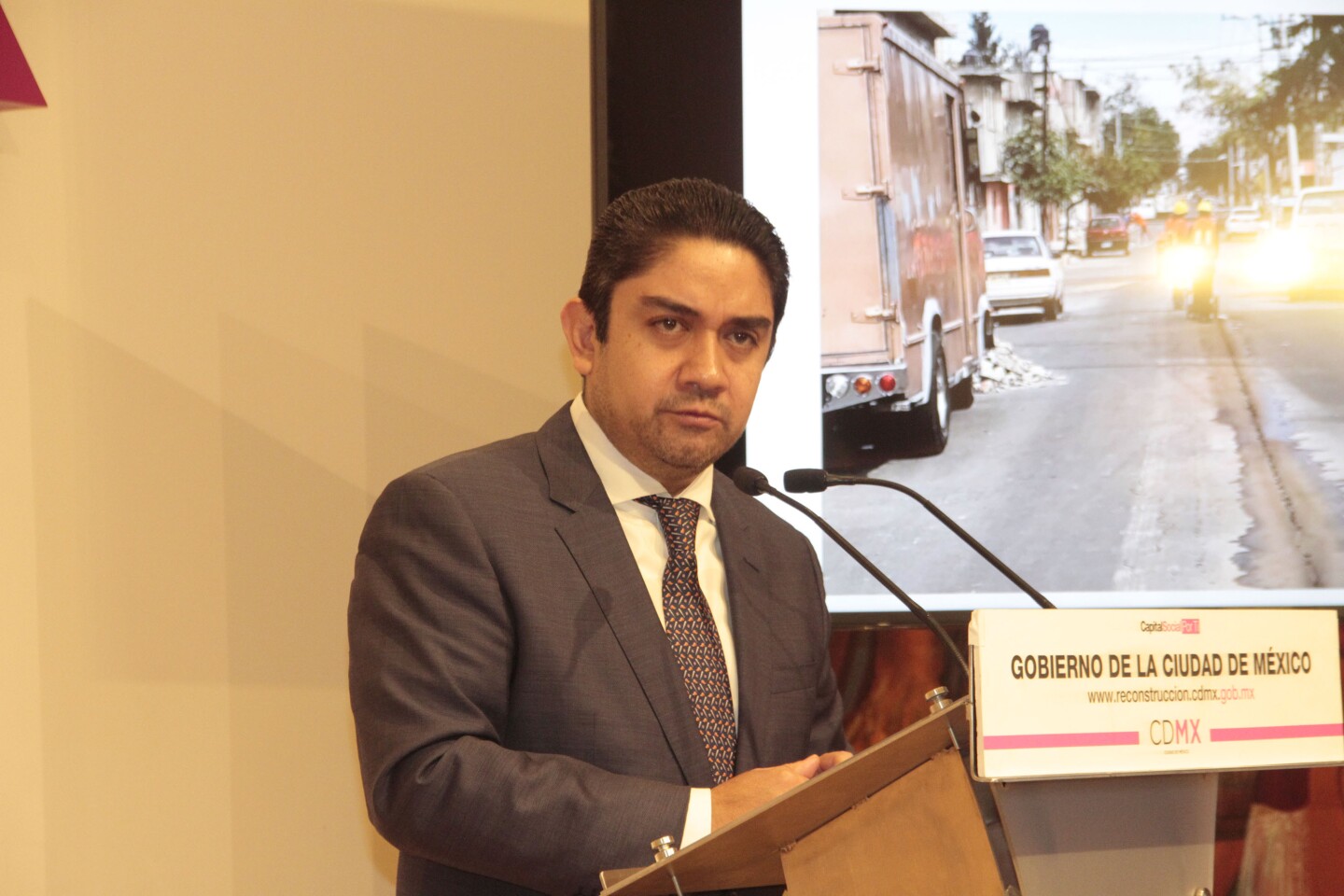 5a7229d714612653032349