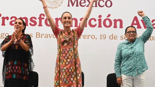 sheinbaum en guerrero.jpg