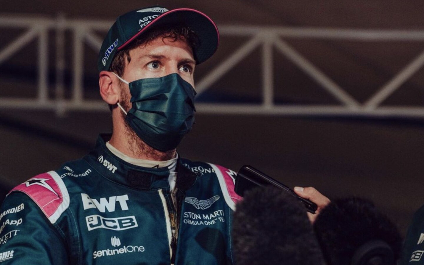 sebastian vettel da positivo a covid-19