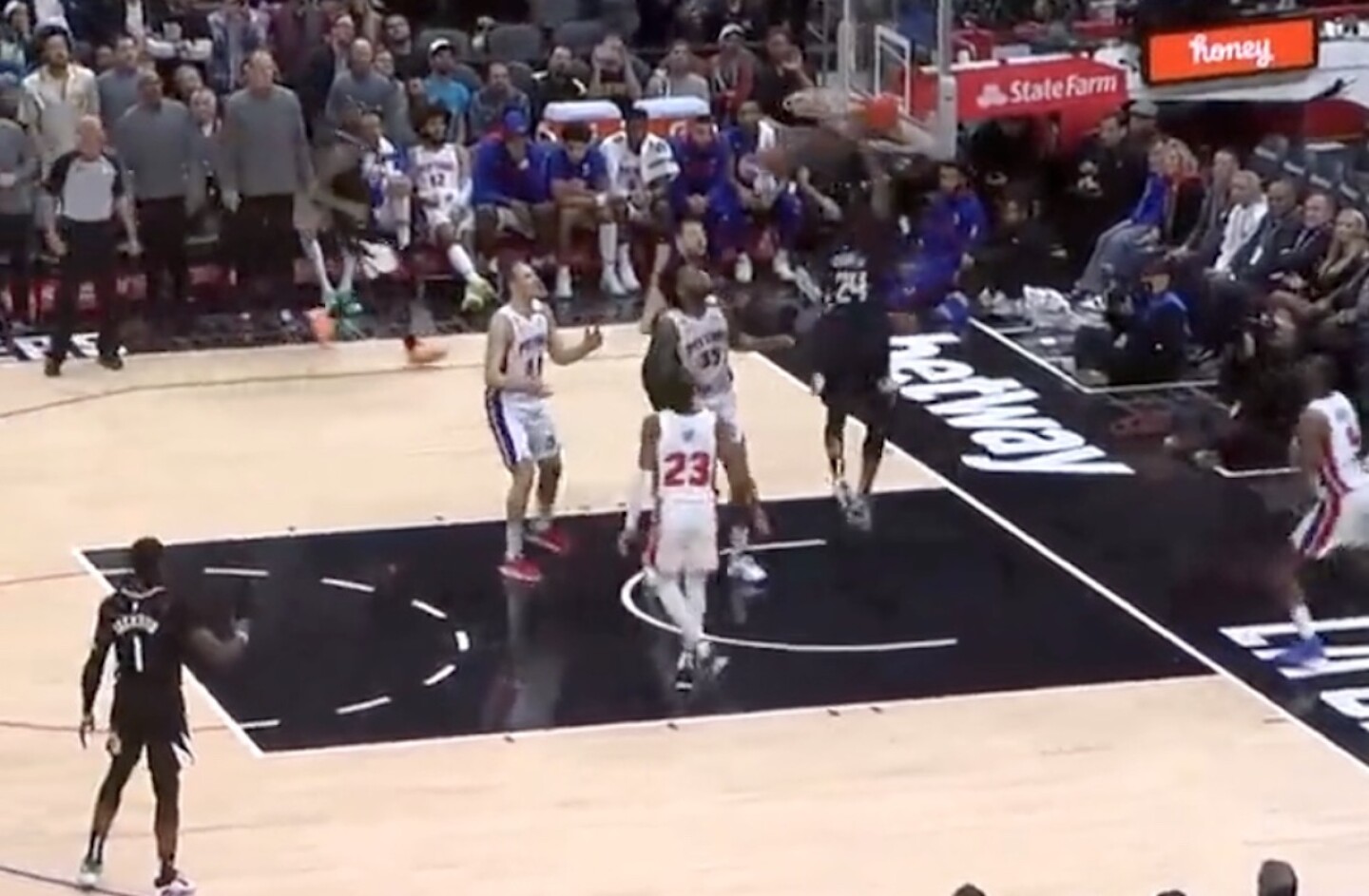 los-angeles-clippers-sufren-para-vencer-a-los-detroit-pistons