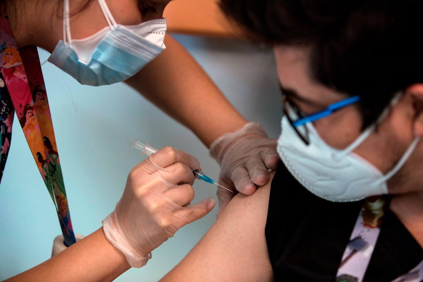 vacuna vacunar vacunación Coronavirus COVID-19 inmunización