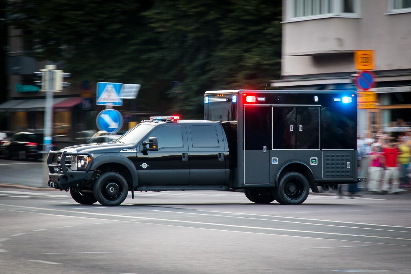 police-g3e00ac8f2_1280