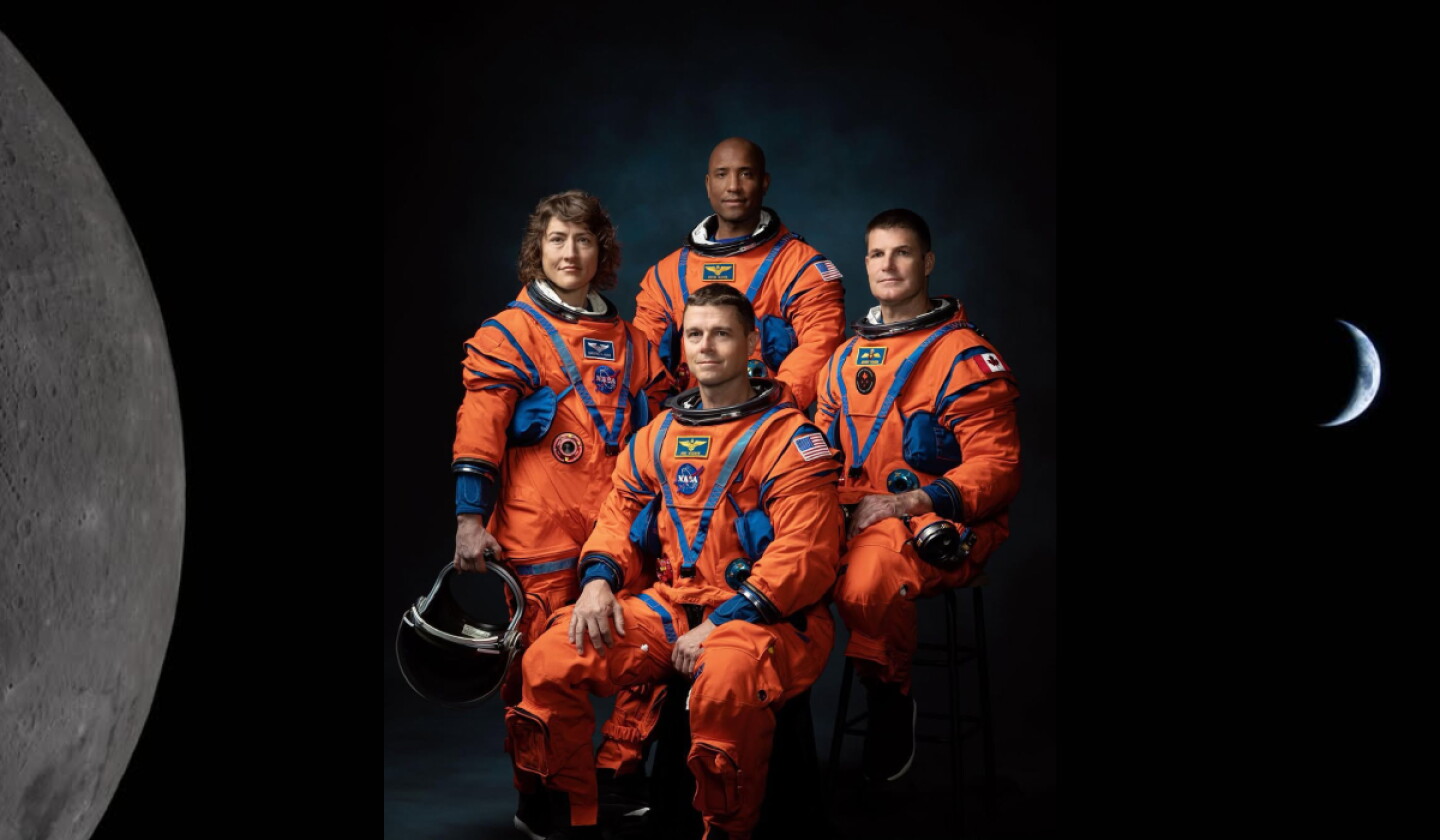 La historia de 'Rise', el peluche que acompañó a la tripulación de Artemis 2 en su visita a la Luna La historia de 'Rise', el peluche que acompañó a la tripulación de Artemis 2 en su visita a la Luna