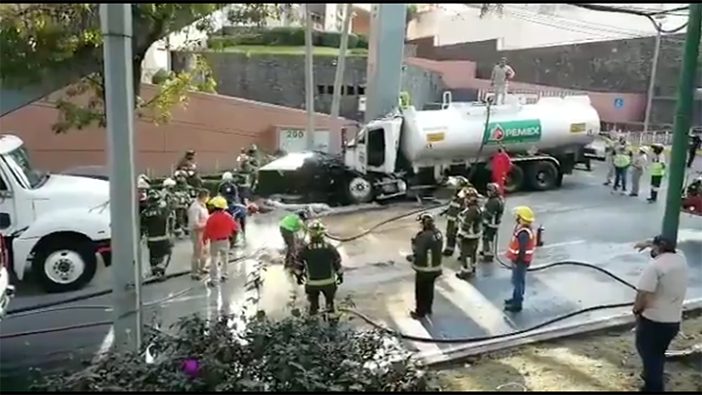 Captura de pantalla 2020-11-26 a las 6.13.54 p.m.