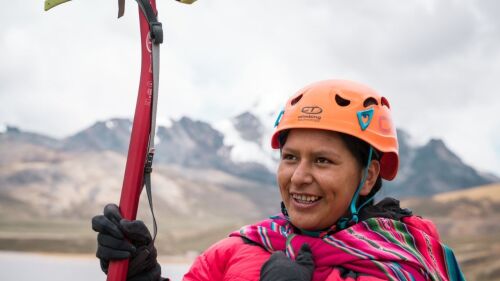 Elena Quispe de las Cholitas Escaladoras